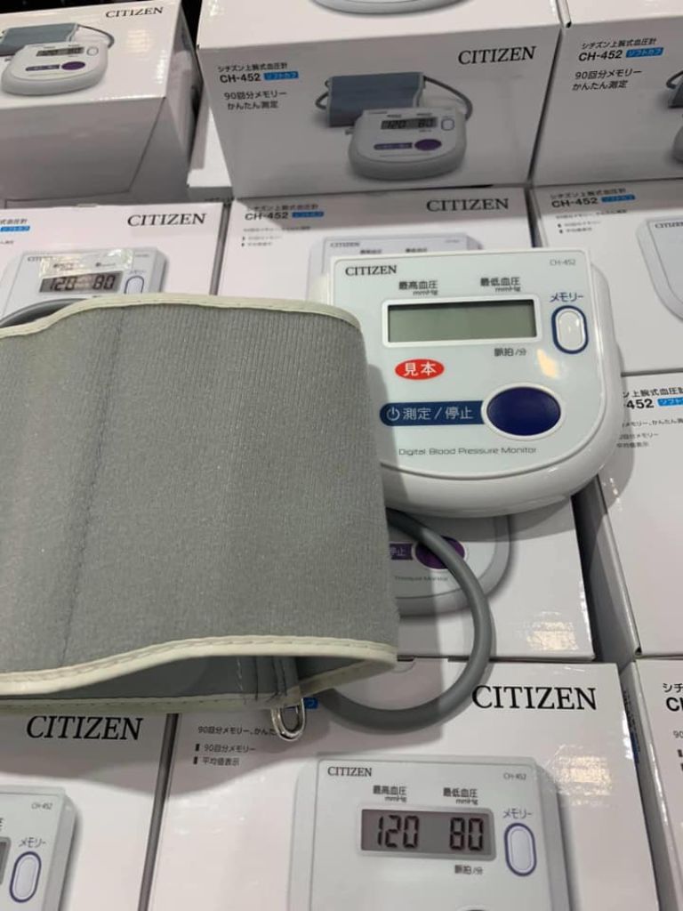 Máy đo huyết áp bắp tay CH-453