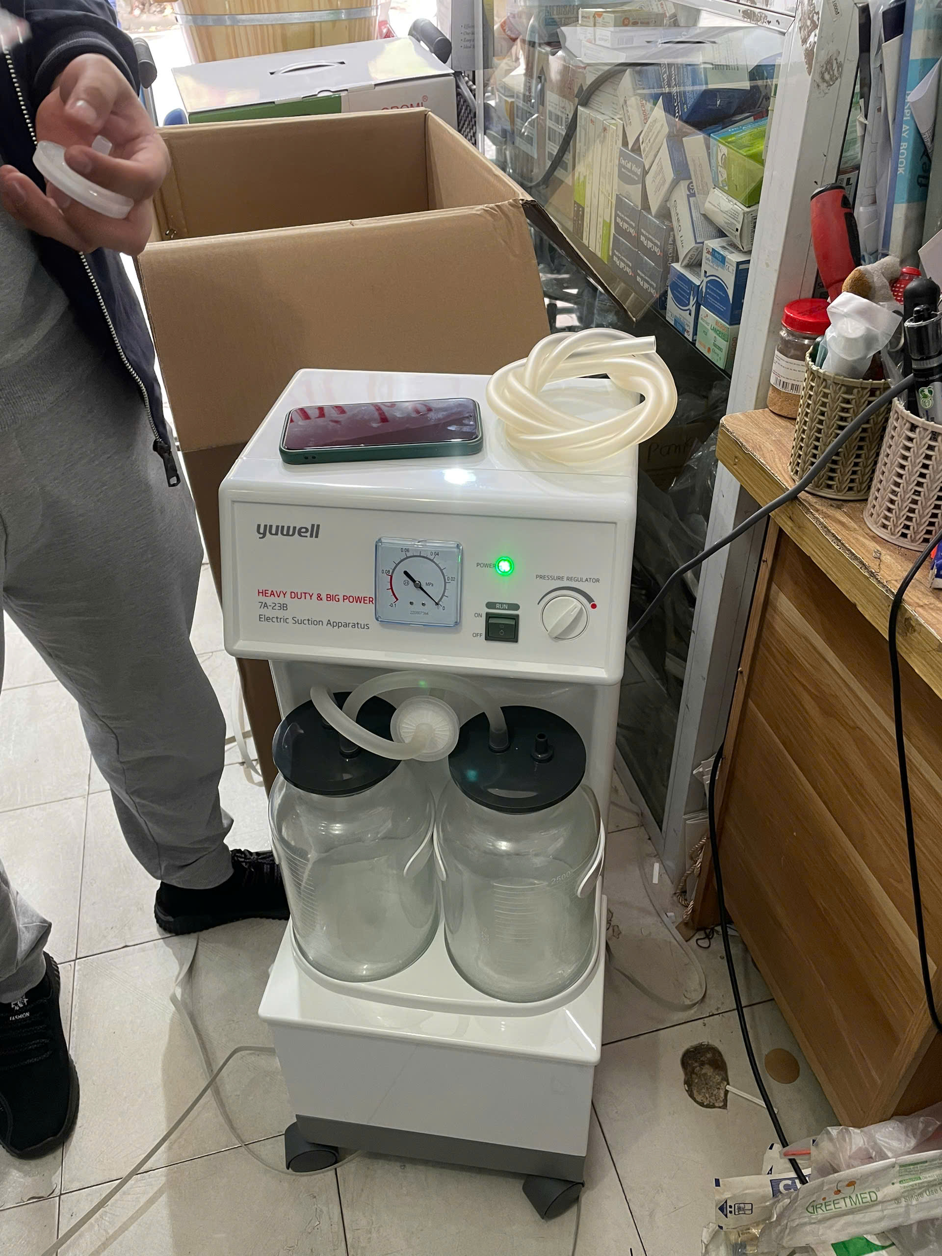 Máy hút dịch công suất lớn 40 lít Ywell 7a-23B